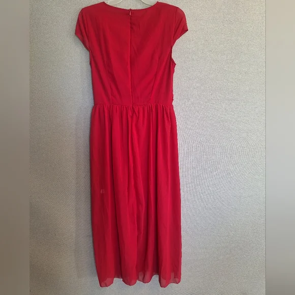 Beautiful Sleeveless RED dress - SZ Small- NWOT- $20 - Picture 2 of 2